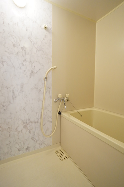 WAKOビルの浴室|参考、同建物・同間取りの号室