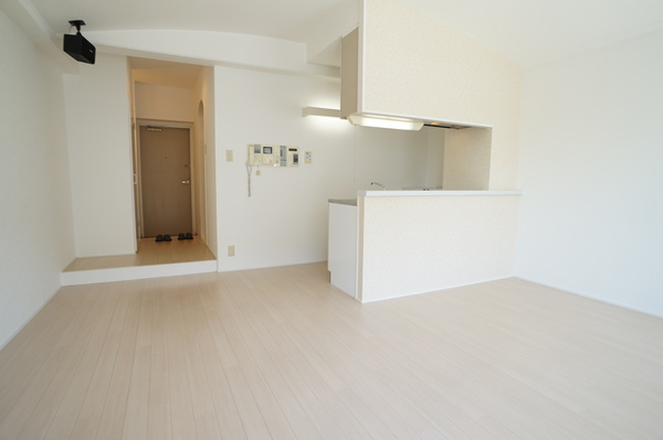 WAKOビルの居間・リビング|参考、同建物・同間取りの号室