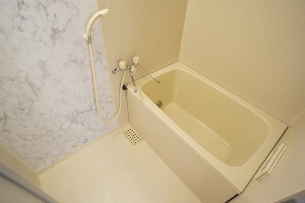 WAKOビルの浴室|参考、同建物・同間取りの号室