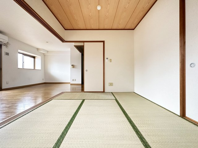 ジュピターの和室