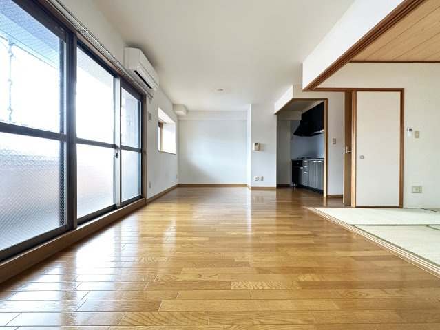 ジュピターの居間・リビング