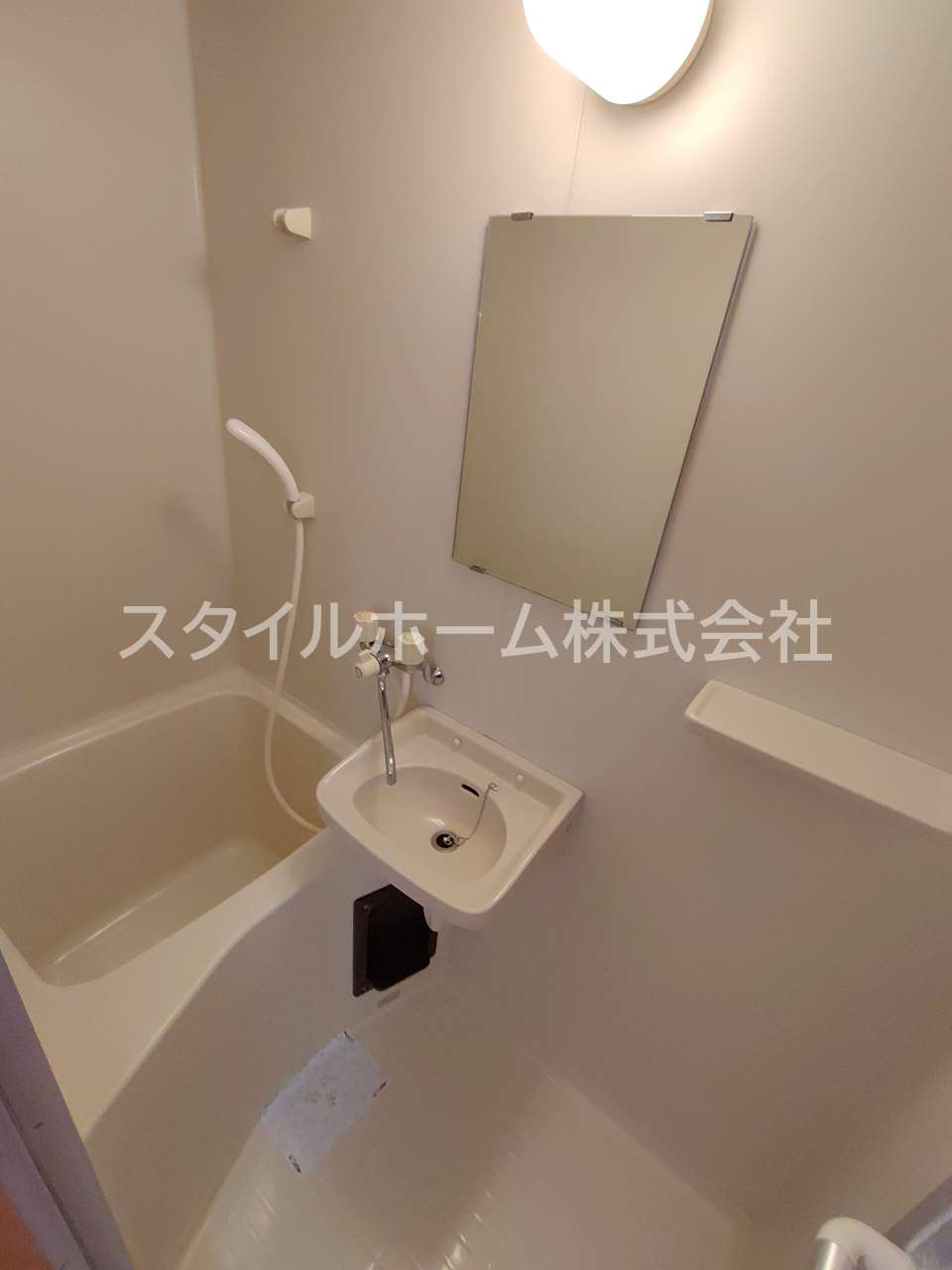 アイリス小池の浴室|別部屋写真です。