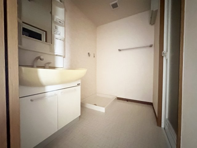 ジュピターの独立洗面台