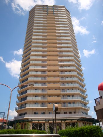 ザ・宝塚タワーの外観