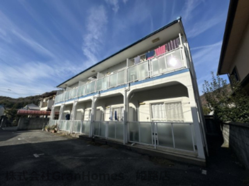 ブルースノーシラクニの外観