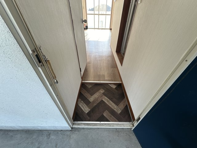 ブルースノーシラクニの玄関