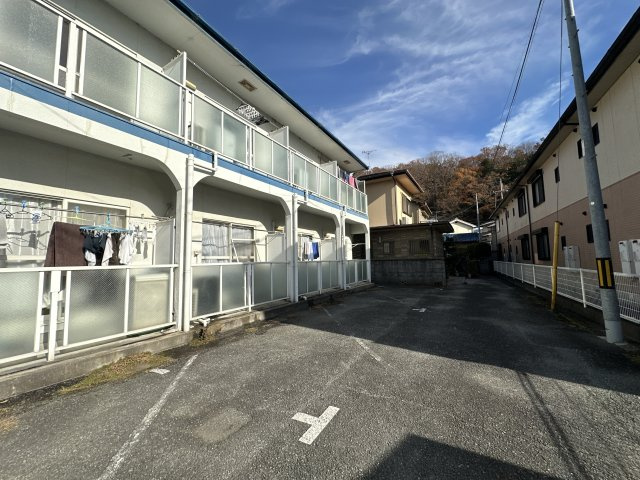 ブルースノーシラクニの駐車場