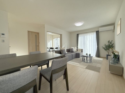 【居間・リビング】