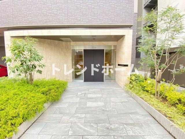 キャトル・ヴァレのエントランス|選べる家電プランあり！！