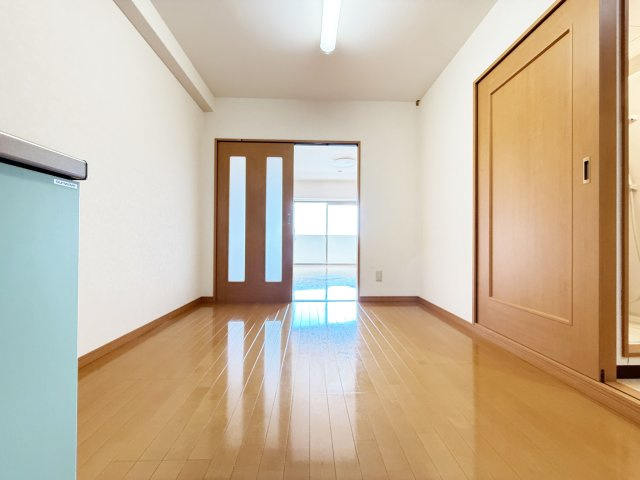 ルガーノ杉井流の居間・リビング