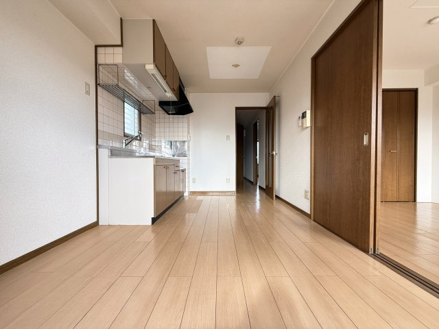 高そねマンションの居間・リビング