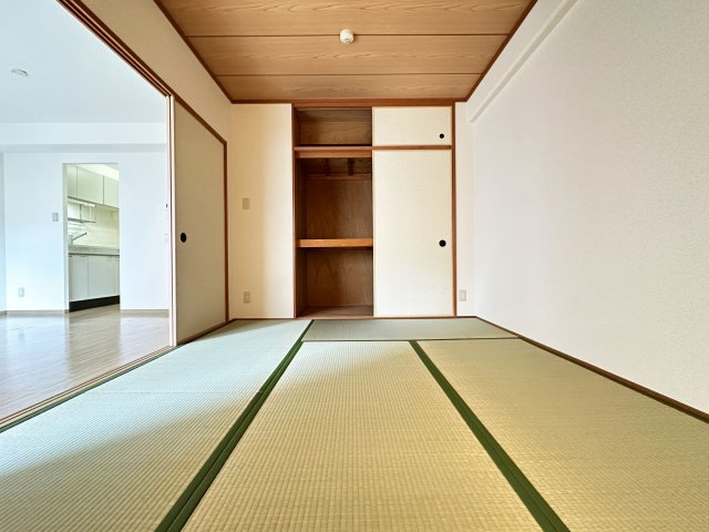 クレストの和室