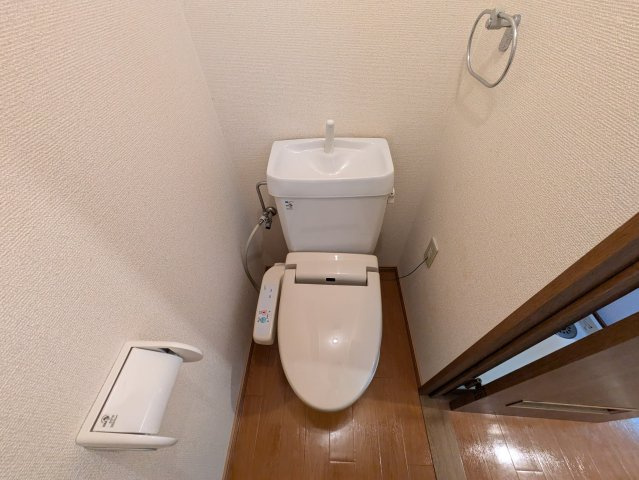 ガーデンハイム西村のトイレ