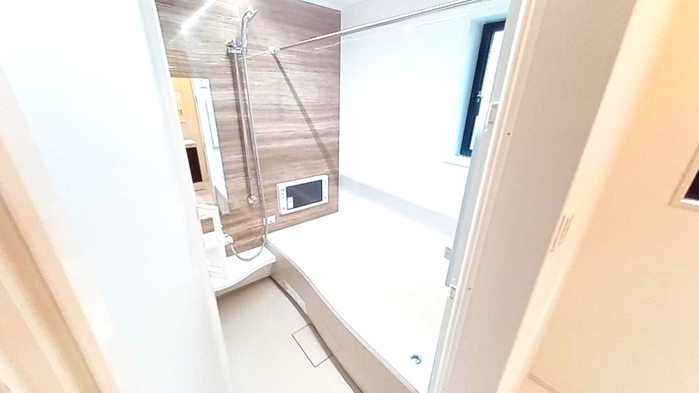 厚木市妻田西2丁目　中古戸建の浴室|日々の暮らしに欠かせないお風呂です