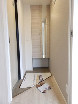 【玄関】 | ロイヤルステージ古志原