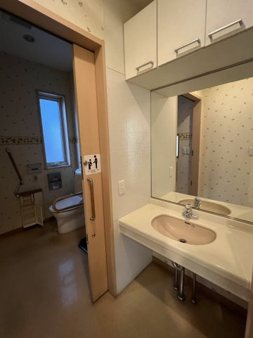 松林２丁目医療テナントの内装