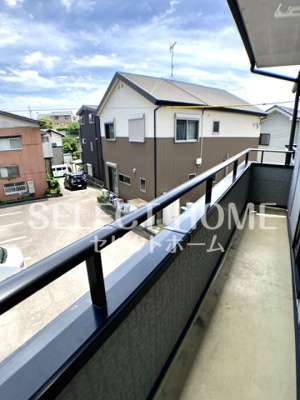 【バルコニー】 | グランデージＳＵＭＩ | バルコニー付きです