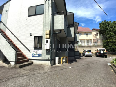 【駐車場】 | グランデージＳＵＭＩ | 駐車場があります