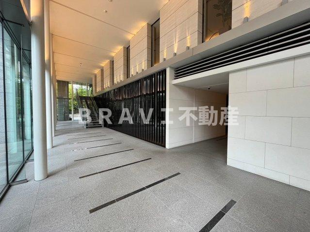 クレヴィアタワー中之島　BRAVI不動産のロビー|【クレヴィアタワー中之島】ロビーです