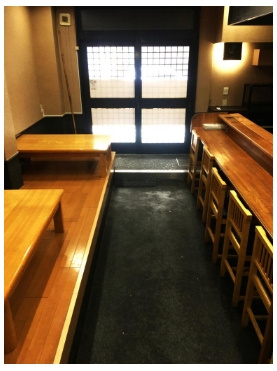 サード・ソーキューのロビー