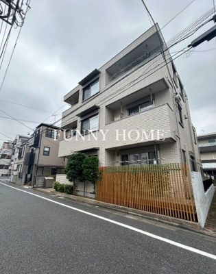 【エントランス】 | Clair K | 駅からすぐの駅近物件♪