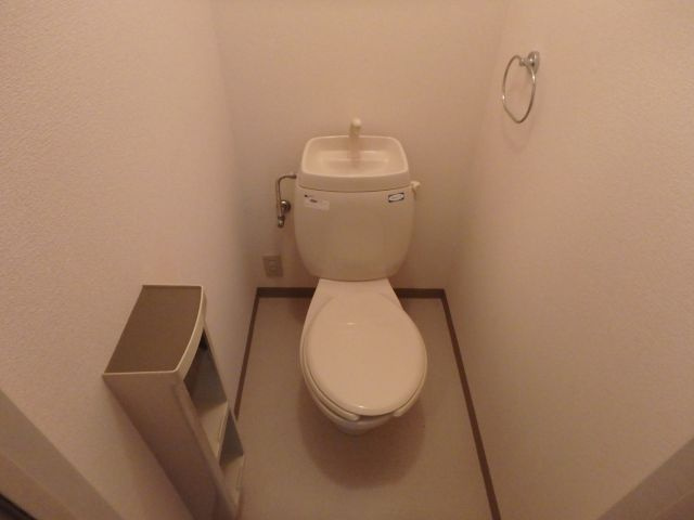 ドミール小阪のトイレ