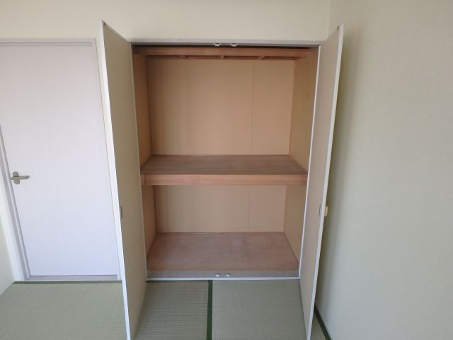 ドミール小阪の収納