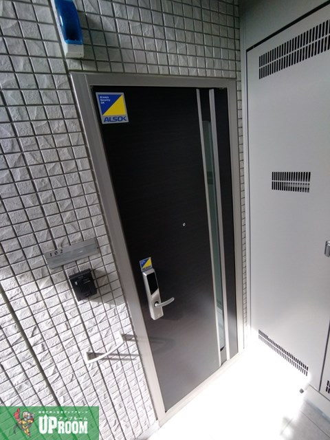 フェリーチェⅡの玄関