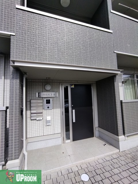 フェリーチェⅡのエントランス