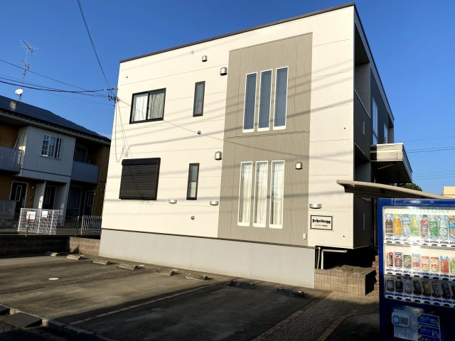 シャイデック東光台の駐車場|駐車場１台付き