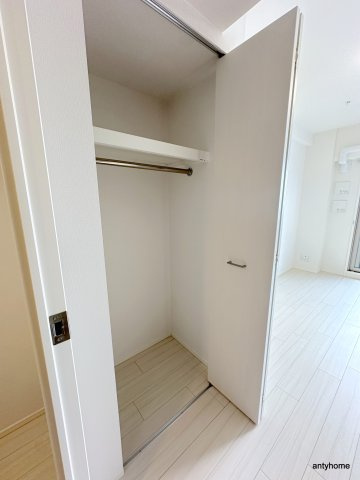 TLRレジデンス本町WEST　仲介手数料無料の収納