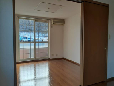 【居間・リビング】 | グレース望月A