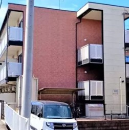 レオパレスひすいの外観