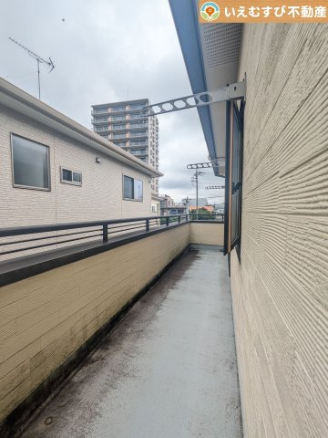 深谷市東方　中古戸建のバルコニー