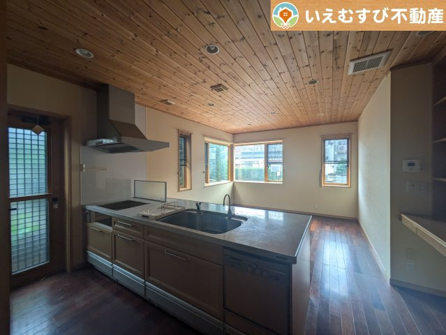 深谷市東方　中古戸建のキッチン