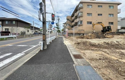 【前面道路含む現地写真】 | Heartful-Town守山区向台7期全3棟＜新築一戸建て仲介手数料無料＞ | 前面道路含む現地写真です