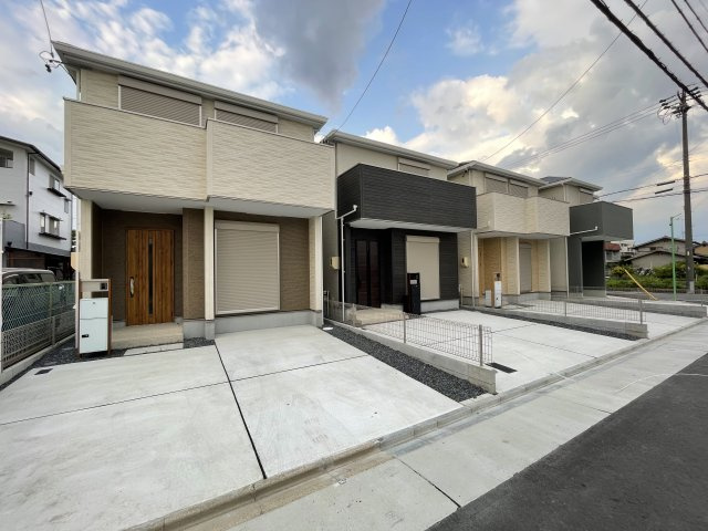 First Town第２中川区長良町全４棟【仲介手数料無料　常盤小学校　長良中学校】】