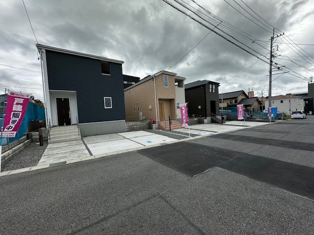 Livele Garden.S日進市南ヶ丘　全３棟【仲介手数料無料　日進南小　日進中】の前面道路含む現地写真|仲介手数料無料キャンペーン実施中
