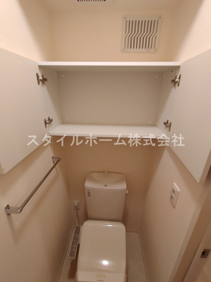 【トイレ】 | ヴィダ　フェリィス三番館 | 別部屋写真です。