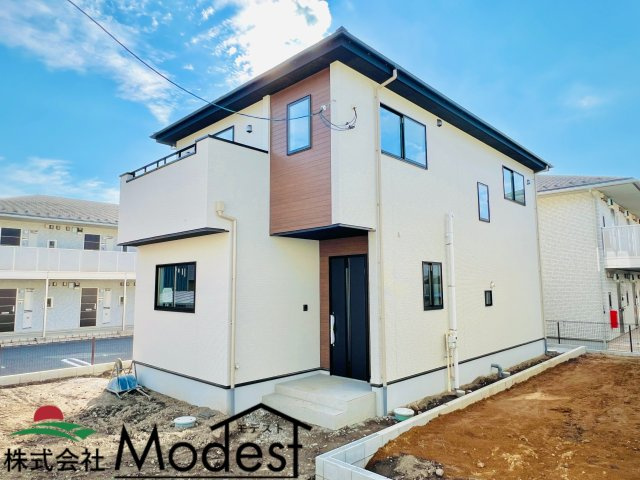 高崎市筑縄町の外観|年中無休で平日の仕事終わり夜２０時まで受付可能です。
事前のご予約がオススメです。お気軽にお問い合わせください。