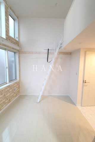   ユナイト保土ヶ谷ペレストロイカの居間・リビング