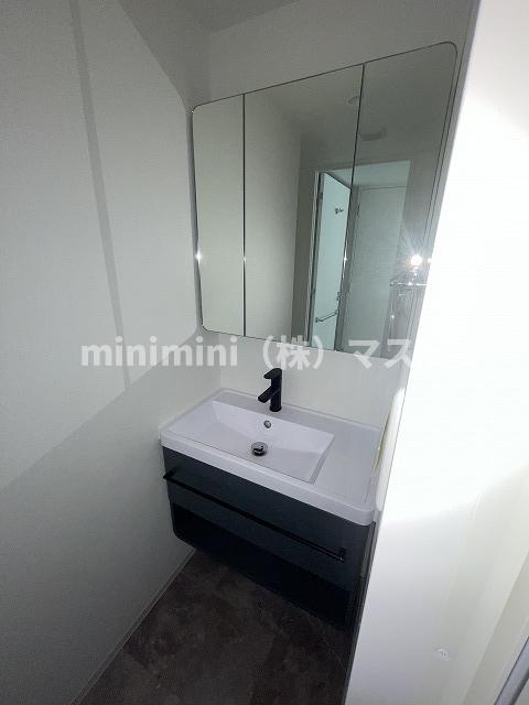 セレニテ難波ミラク弐番館の洗面所