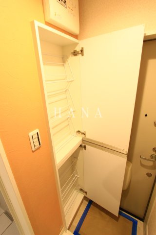 ユナイト根岸ポール・ヴァレリーの収納