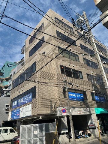 【外観】 | ジャロックビル | 三方角地につき開放感があります（2025年2月28日）。