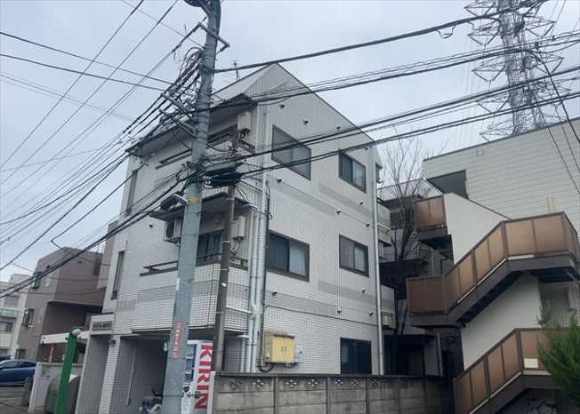 【構造・工法・仕様】 | パレ・ドール淵野辺 | ＳＲＣ造は強度や耐震性の面でもRC造と比べて優れています。そのため、10階建以上の高層または超高層マンションなどの建築にも多く採用されています。柱や梁などのサイズが小さくても高い耐震性を確保できます。