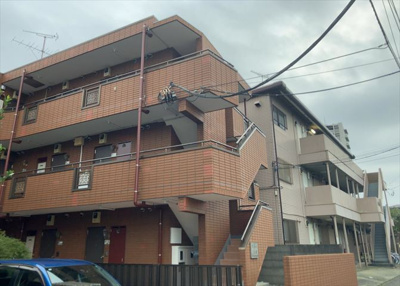 【現況写真】 | パレ・ドール町田上鶴間 | 景色重視でお家選ぶをするとスーパーが遠い！学校が遠い！など生活をするうえで利便性で困ることもあります。まず一度現地を見学する際に、周辺の施設などがあるかを確認し、暮らし始めた後のことを想像しましょう。