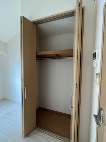大阪市西区本田１丁目の賃貸マンションの収納|別部屋参考写真