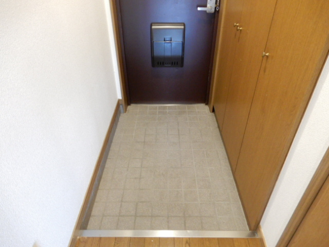 パストラルコートの玄関