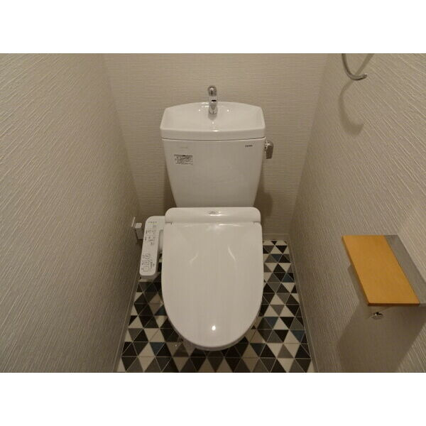 Casa Avenue Ikeshita　名古屋市賃貸　仲介手数料無料のトイレ