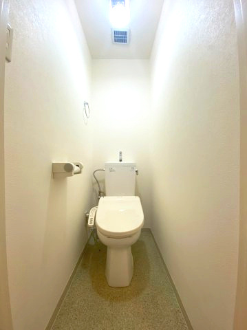 H2　名古屋市賃貸　仲介手数料無料のトイレ